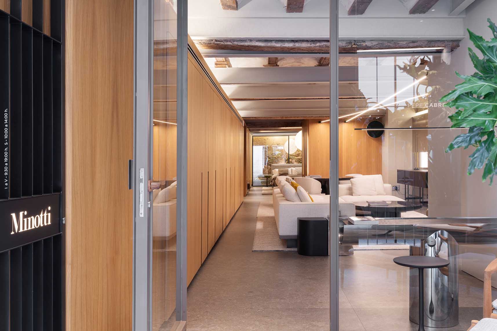 Minotti Valencia by Pepe Cabrera Homes